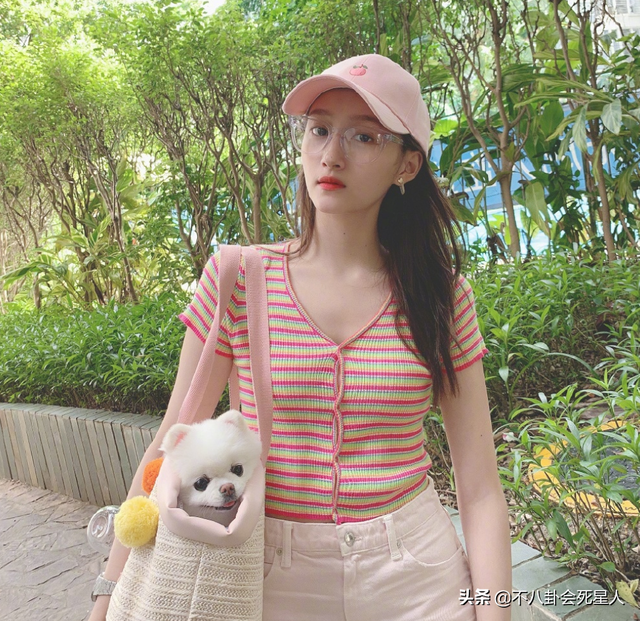 古装女星施法姿势,关晓彤是“五毛钱特效”,杨幂被赞演技爆棚!_腾讯新闻 古装女星施法姿势,关晓彤是“五毛钱特效”,杨幂被赞演技爆棚!_腾讯新闻