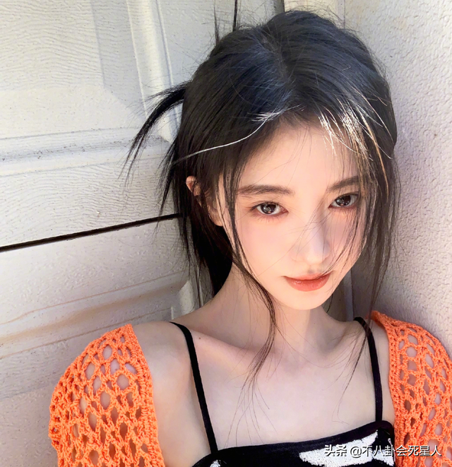 古装女星施法姿势,关晓彤是“五毛钱特效”,杨幂被赞演技爆棚!_腾讯新闻 古装女星施法姿势,关晓彤是“五毛钱特效”,杨幂被赞演技爆棚!_腾讯新闻