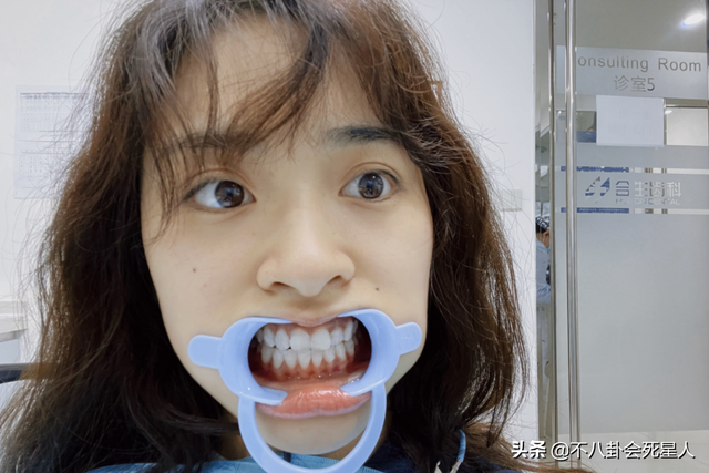 古装女星施法姿势,关晓彤是“五毛钱特效”,杨幂被赞演技爆棚!_腾讯新闻 古装女星施法姿势,关晓彤是“五毛钱特效”,杨幂被赞演技爆棚!_腾讯新闻