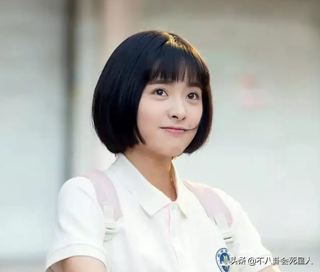 古装女星施法姿势,关晓彤是“五毛钱特效”,杨幂被赞演技爆棚!_腾讯新闻 古装女星施法姿势,关晓彤是“五毛钱特效”,杨幂被赞演技爆棚!_腾讯新闻