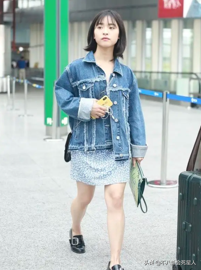 古装女星施法姿势,关晓彤是“五毛钱特效”,杨幂被赞演技爆棚!_腾讯新闻 古装女星施法姿势,关晓彤是“五毛钱特效”,杨幂被赞演技爆棚!_腾讯新闻