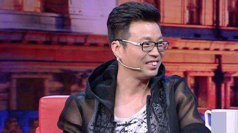 包含黄渤真人秀地铁卖唱,询问路人多少钱,路人:五毛不能再多了_过歌_首歌_王迅的词条 包含黄渤真人秀地铁卖唱,询问路人多少钱,路人:五毛不能再多了_过歌_首歌_王迅的词条