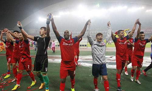 尹明善回击实德收购传言：力帆王国需要足球名片_国内足坛-甲A_NIKE新浪竞技风暴_新浪网的简单介绍