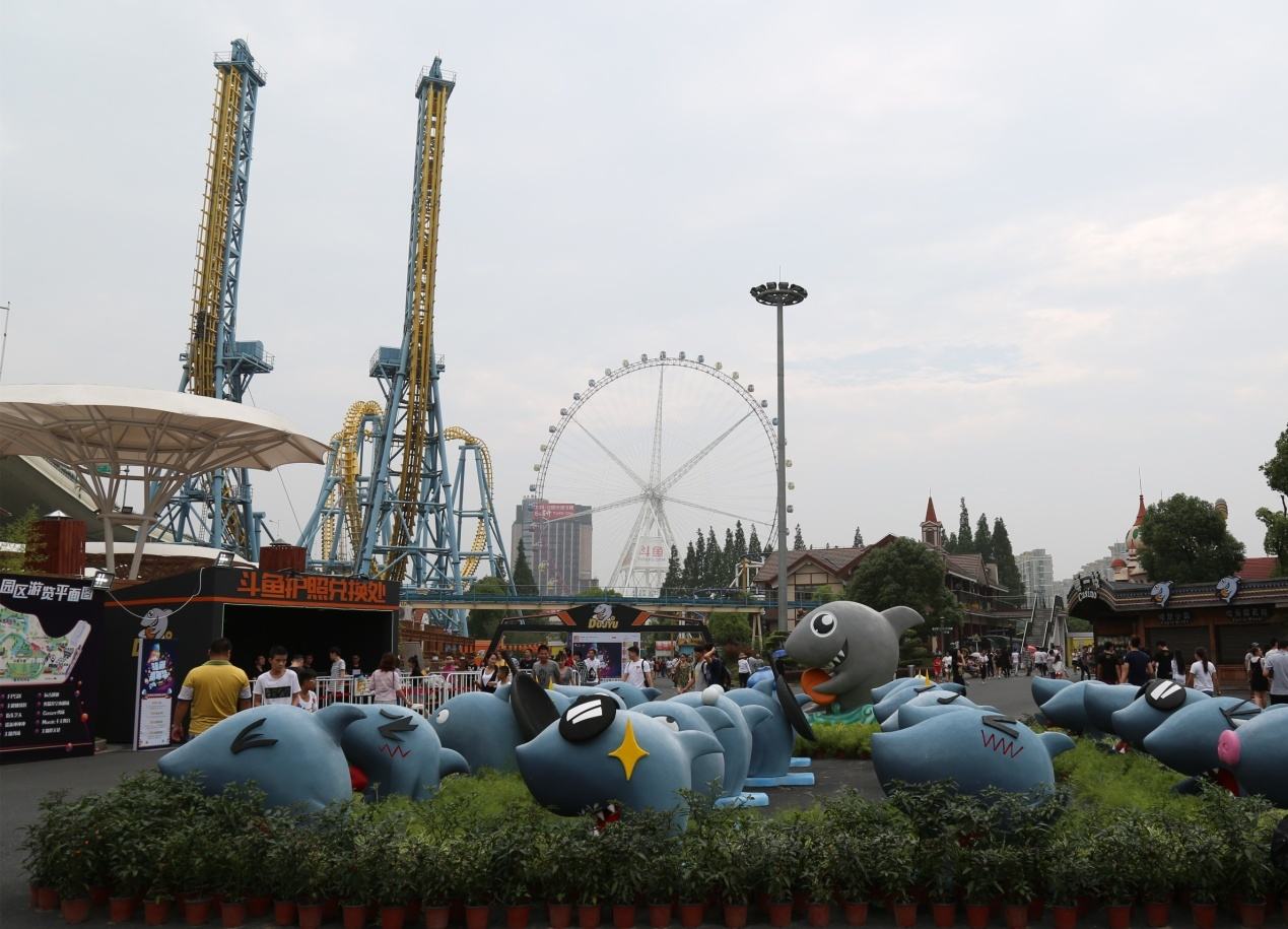 包含斗鱼送嘉年华要多少钱主播一个嘉年华能赚多少钱_18183专区的词条