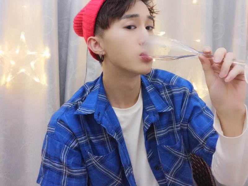 关于qq名片赞1元1万-梓豪自助下单平台,全国最大的刷客平台,免费送赞,qq快手代刷网平台低价的信息