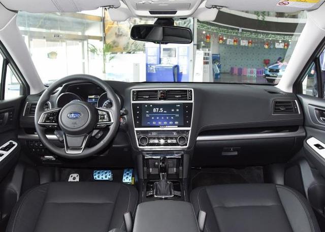 前妻坐奥迪里,看到前夫为五毛钱讨价还价,不料下一幕让她羡慕了的简单介绍 前妻坐奥迪里,看到前夫为五毛钱讨价还价,不料下一幕让她羡慕了的简单介绍