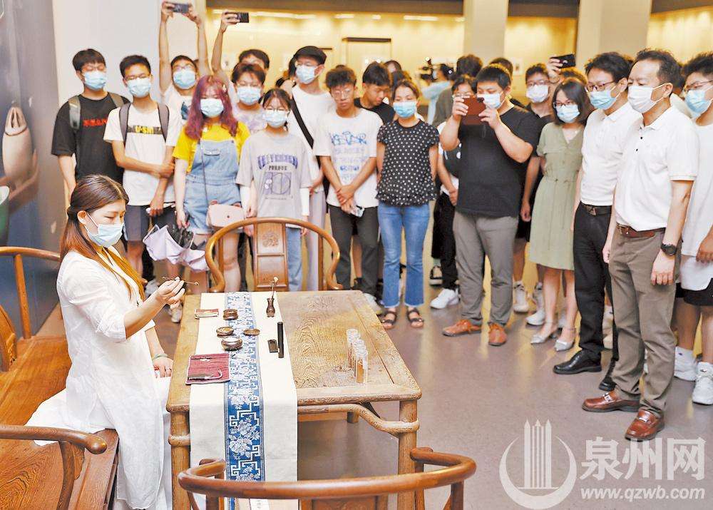 关于“点赞和美泉州”家风家规家训作品评选活动活动作品图片作品-泉州网|泉州晚报社泉州新闻门户网站的信息