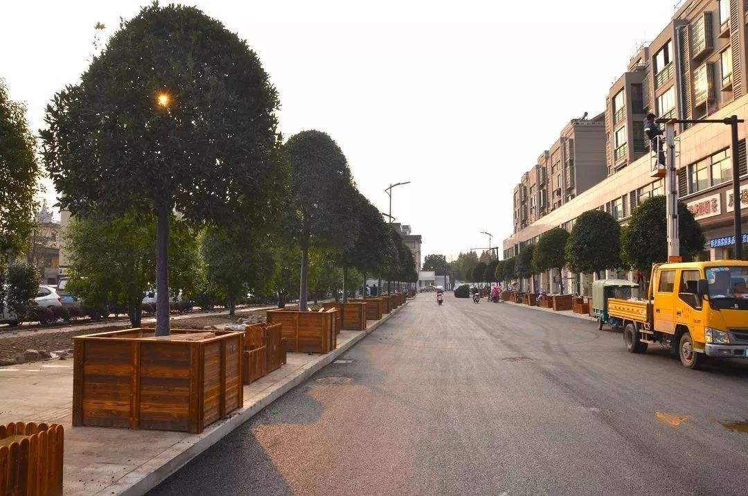 抗疫情创文明保平安丨公共免费停车位也“限免”长期占位将被依法处置_鹿城区_综合_车辆的简单介绍