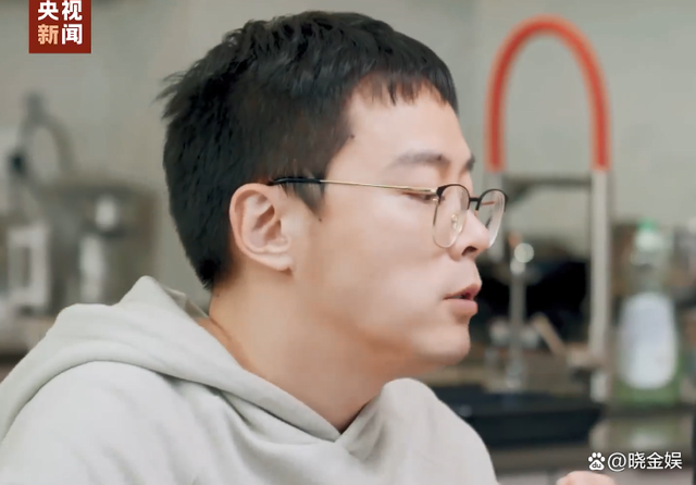 侃侃Topic｜短视频“杀”时间_同学的简单介绍