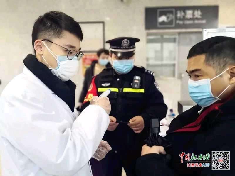 关于卖保健品刷医保卡抚州两药店被暂停医保业务--江西新闻网的信息