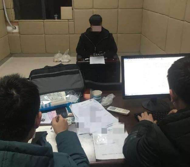 27人利用快手APP漏洞盗刷672万元获刑_凤凰网的简单介绍 27人利用快手APP漏洞盗刷672万元获刑_凤凰网的简单介绍