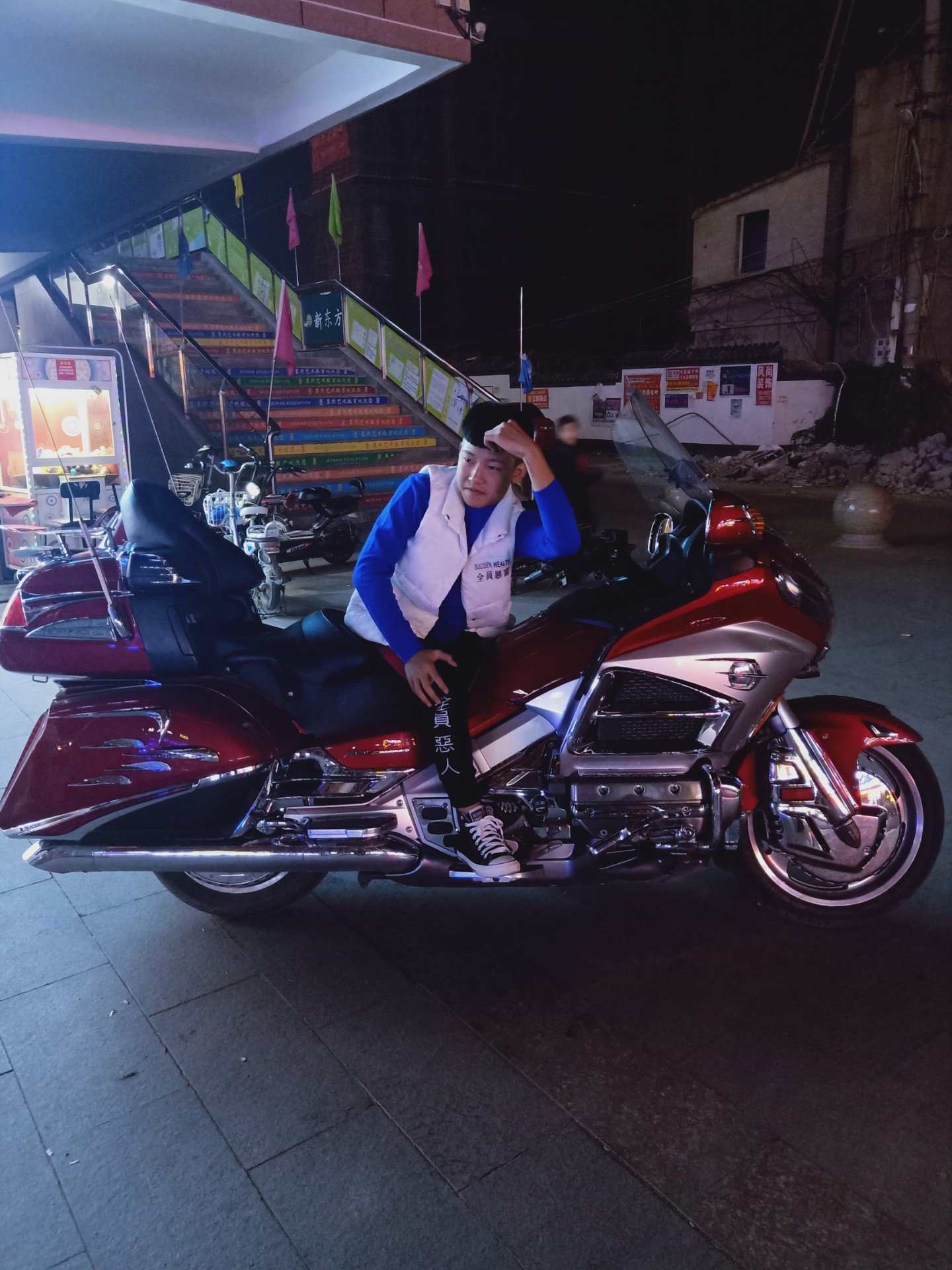 刷快手作品阿豪（快手刷视频赚钱吗）